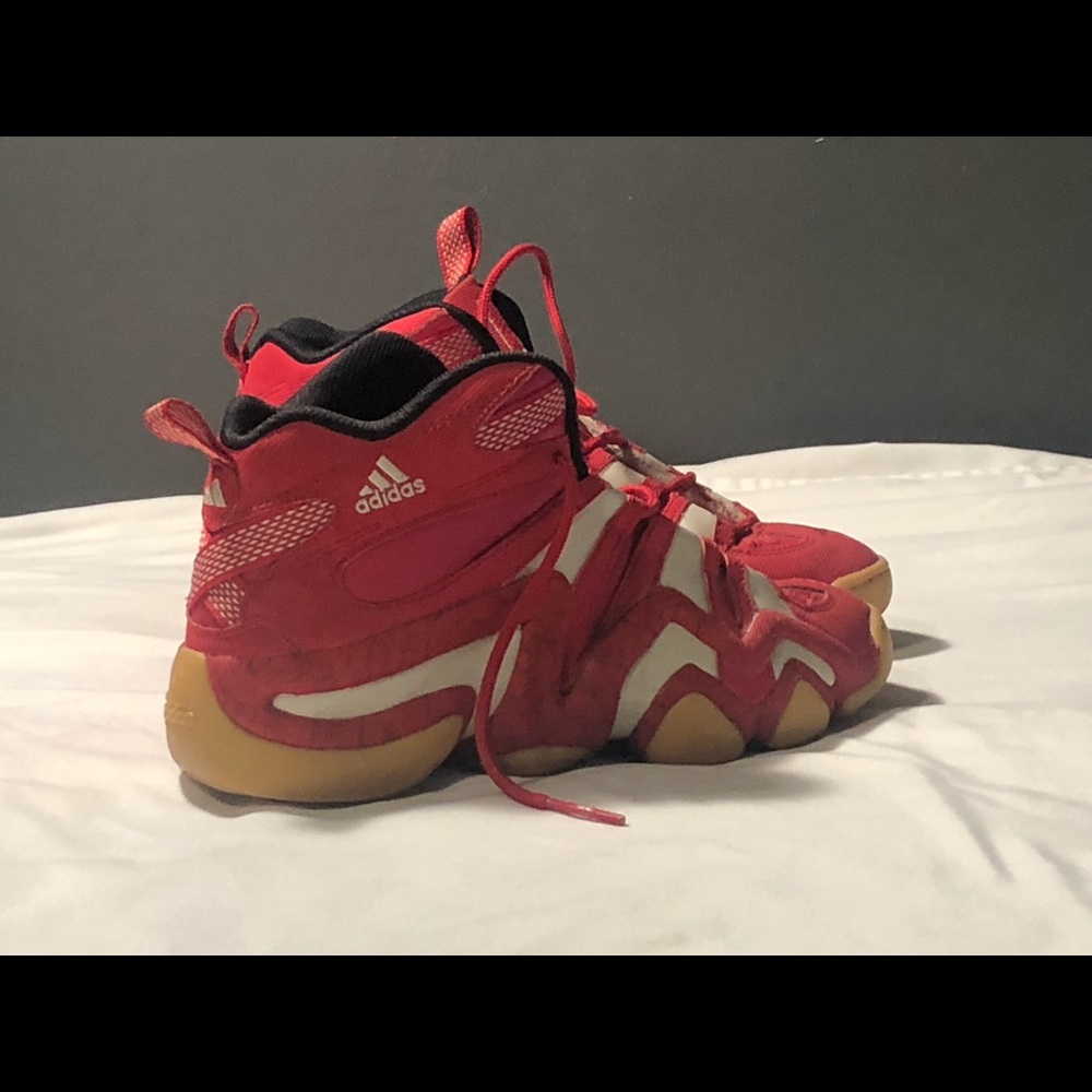 Kobe crazy 8 retro shoe